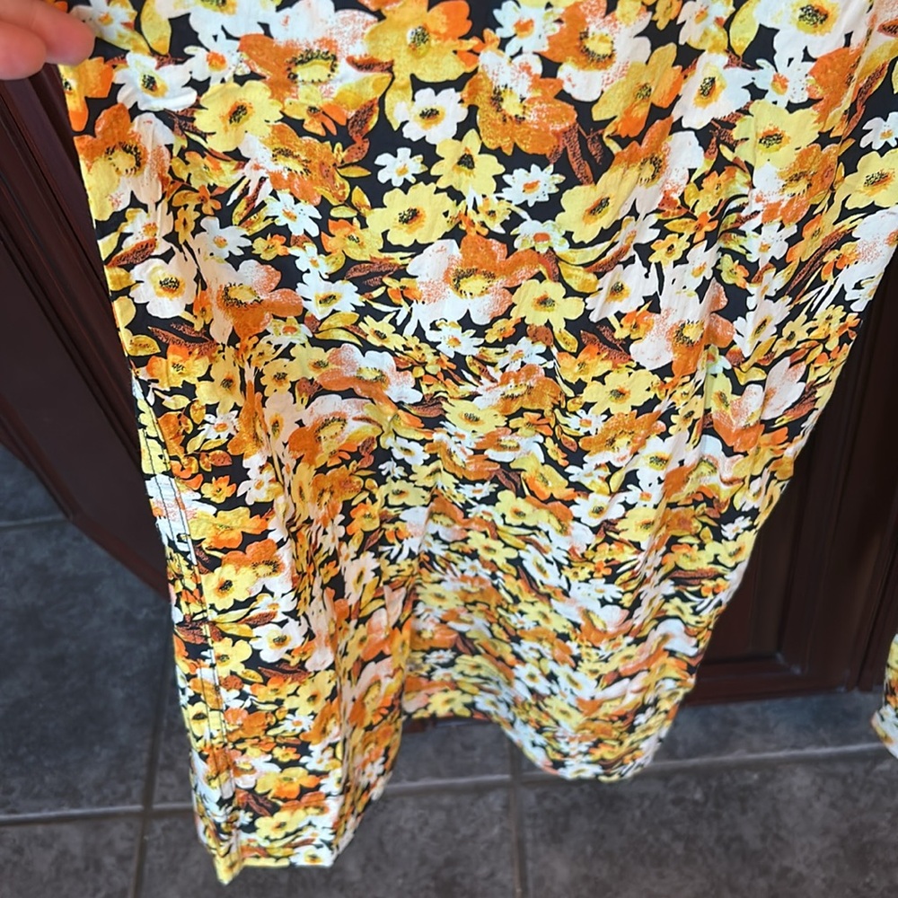 FREE PEOPLE Printed Amy Jumpsuit Size medium - Picture 7 of 9